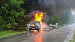 1 Dead, 2 Injured in Fiery Car Crash at Interstate 405 [Irvine, CA]