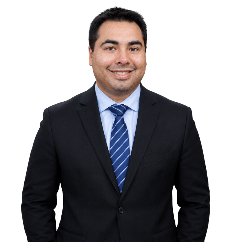 SJ-Attorney-Derrick-Uhri-800x800