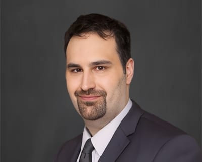 SJ-Attorney-Michael-Houshmand-Headshot-400x320