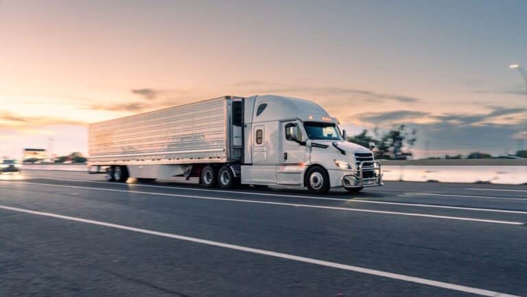 What to Do Immediately After a Truck Accident