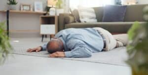 Can I Sue My Apartment Complex for a Slip and Fall That Happened in a Common Area?