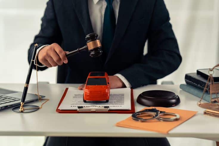 Phoenix car accident lawyer discussing evidence and documentation needed for a claim.