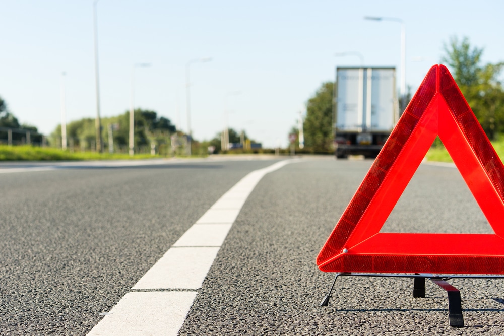 What Kind of Lawyer Do I Need to Sue a Trucking Company?