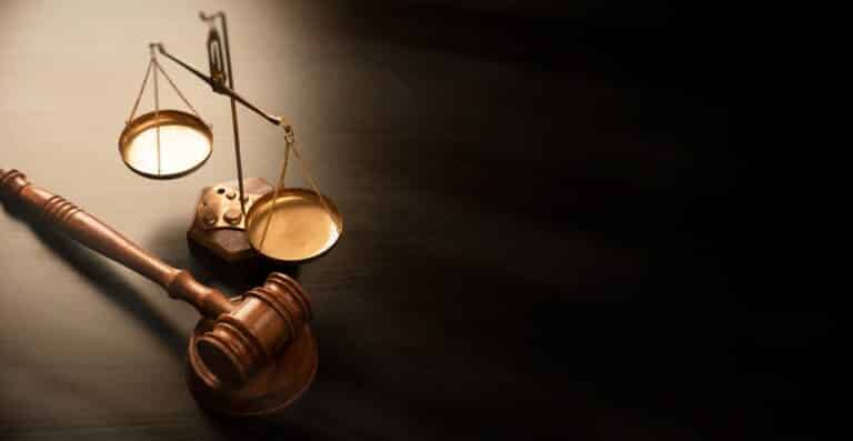Should I Accept the Insurance Company’s Settlement After a Bus Accident?